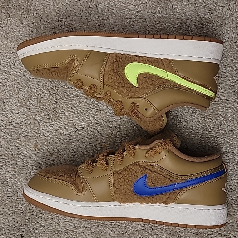 Air Jordan 1 Low Utility GS ‘Teddy Bear’ kids/mens 7 wmn 8.5
